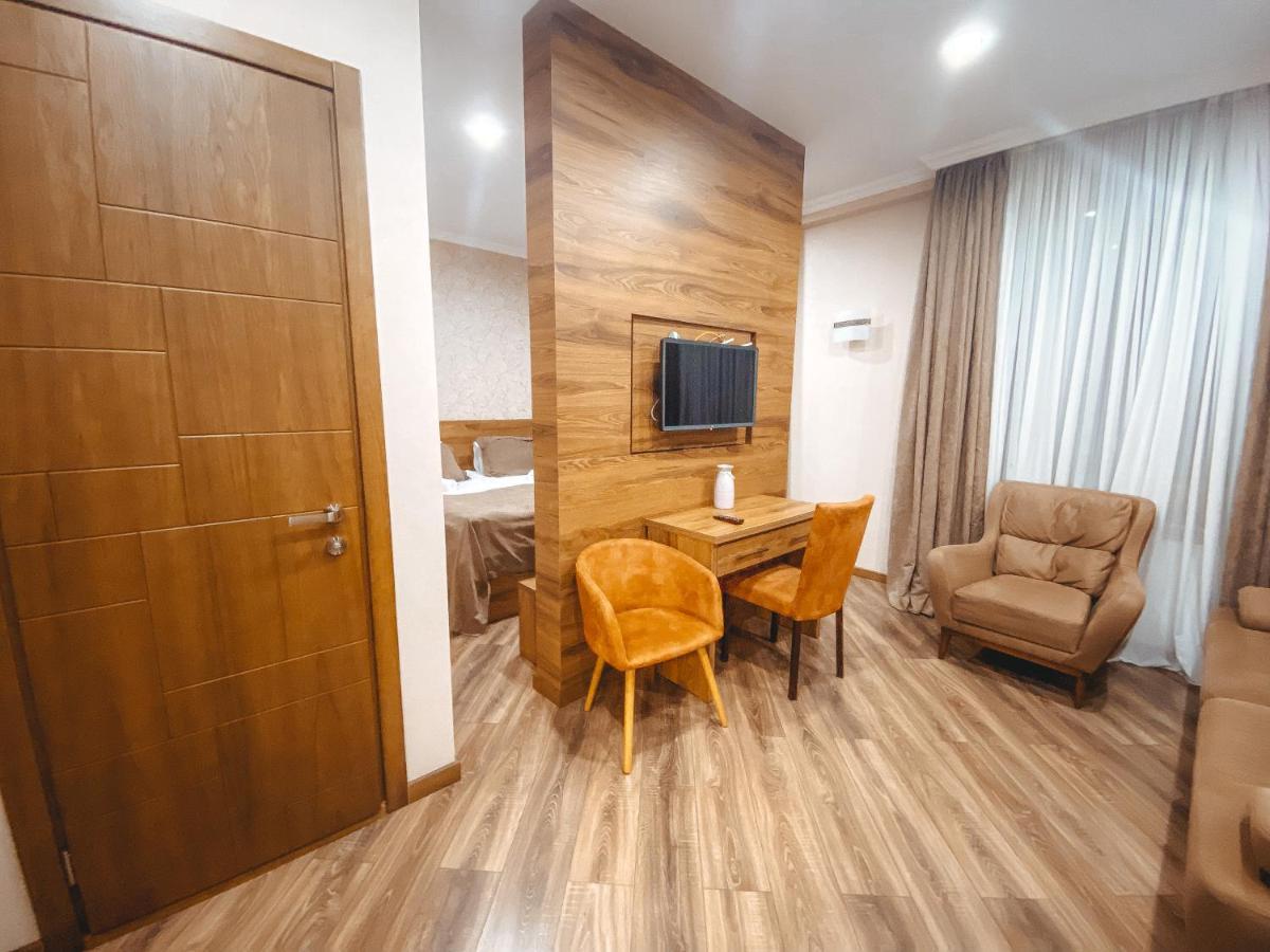 Sunset Tbilisi Luxury Aparthotel Exterior foto